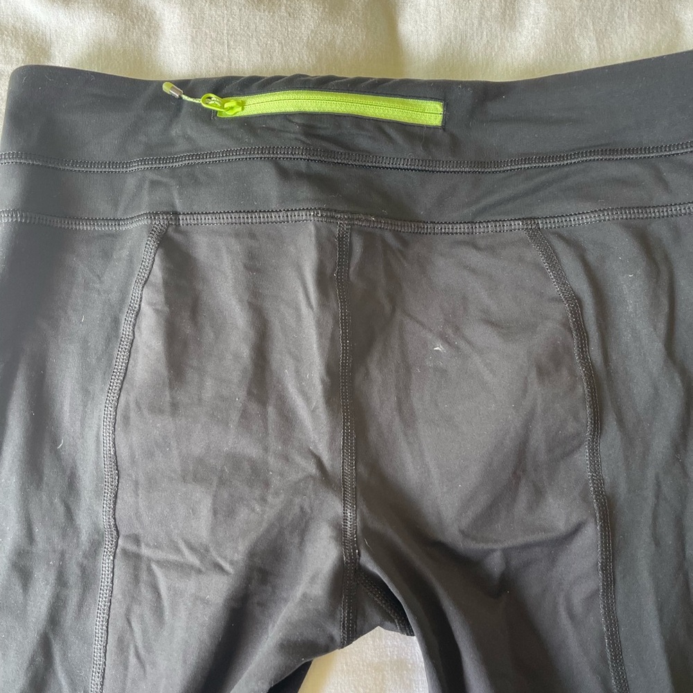 Lululemon cropped leggings